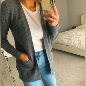 Old Navy Gray Cardigan Size M